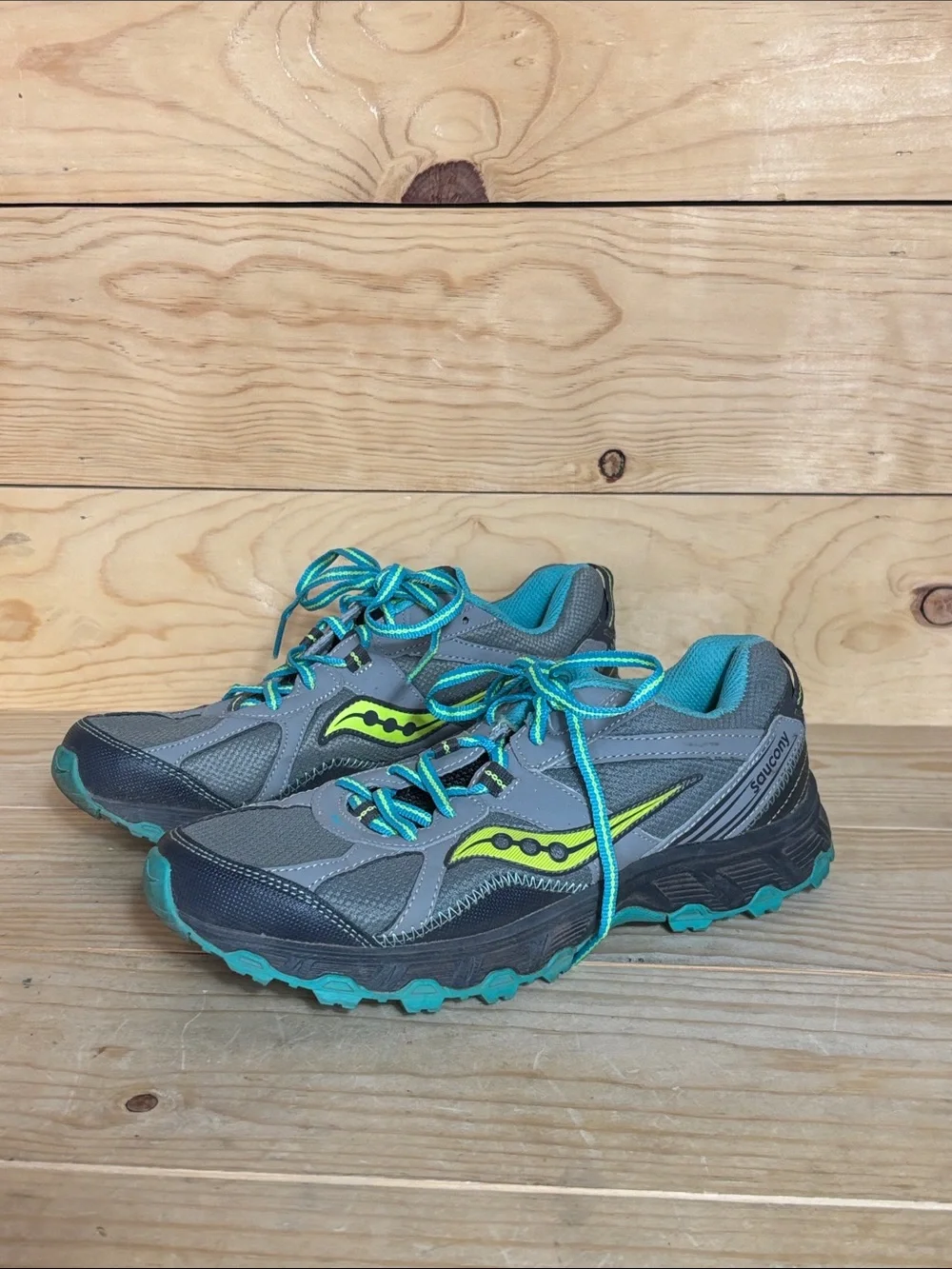 Saucony Raptor TR Trail Running sneakers size 9